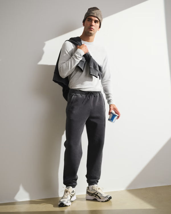 Men's Classic Fit Jeans