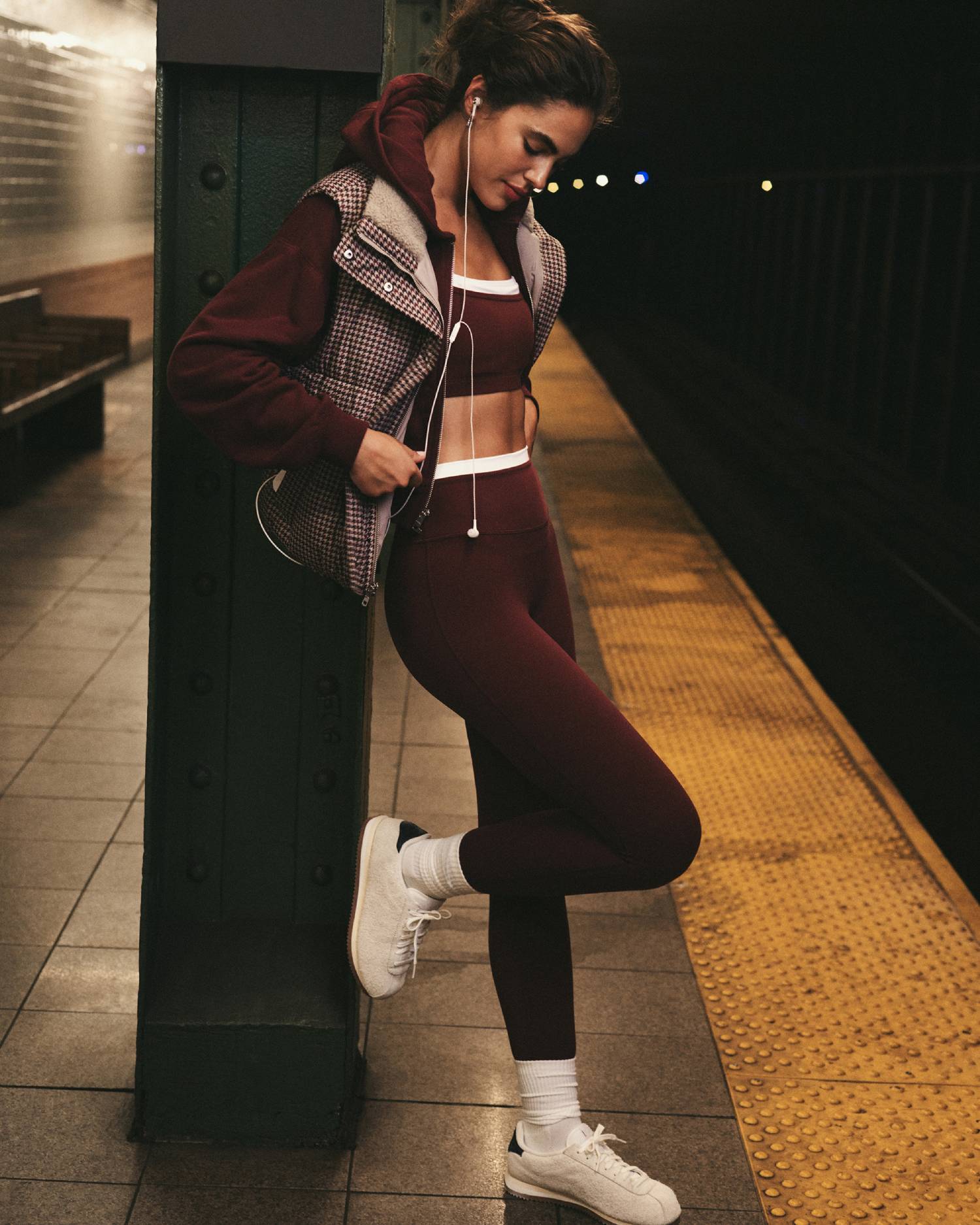 0100-ABE119513000W00M-8