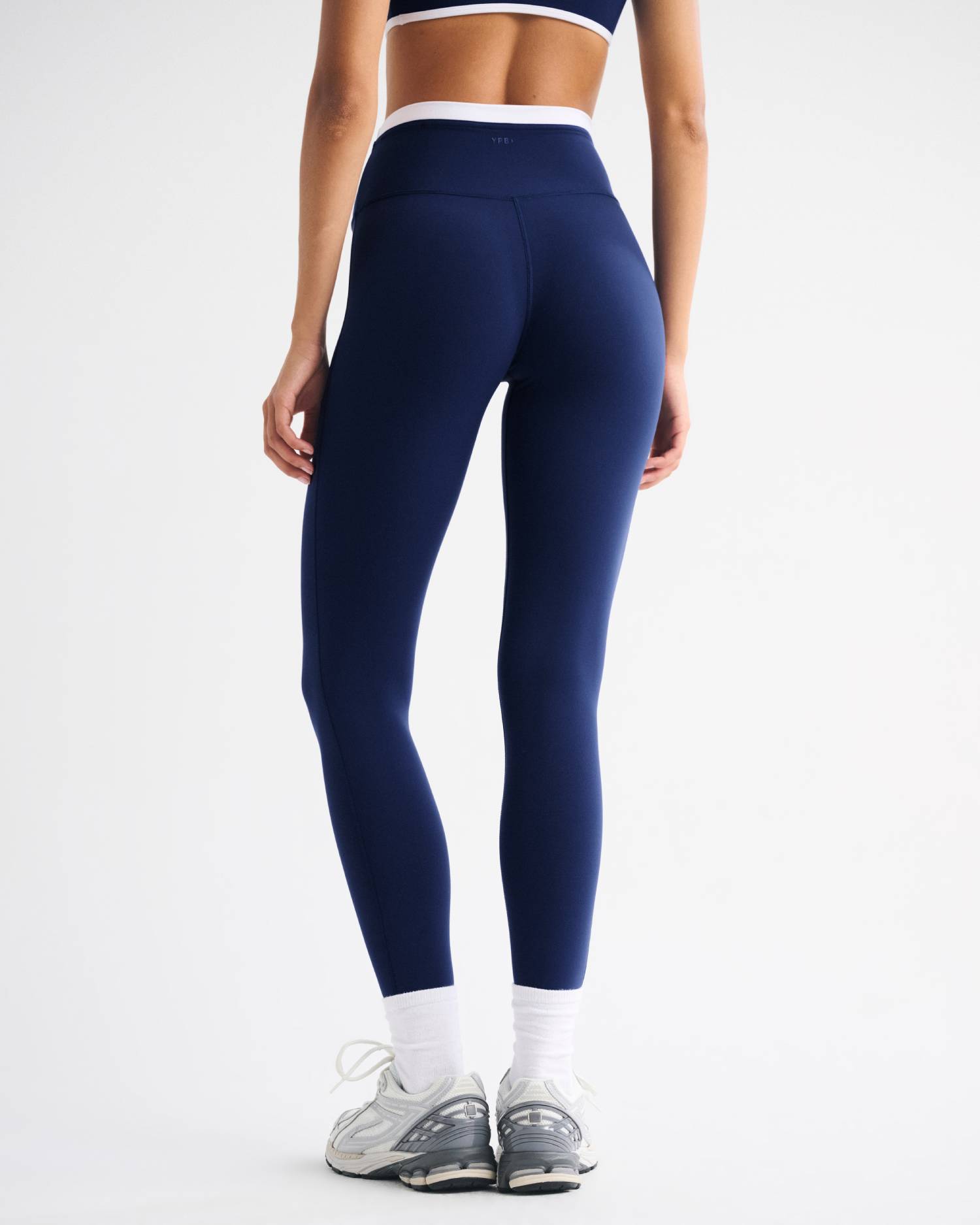 0100-ABE119513912W00M-5