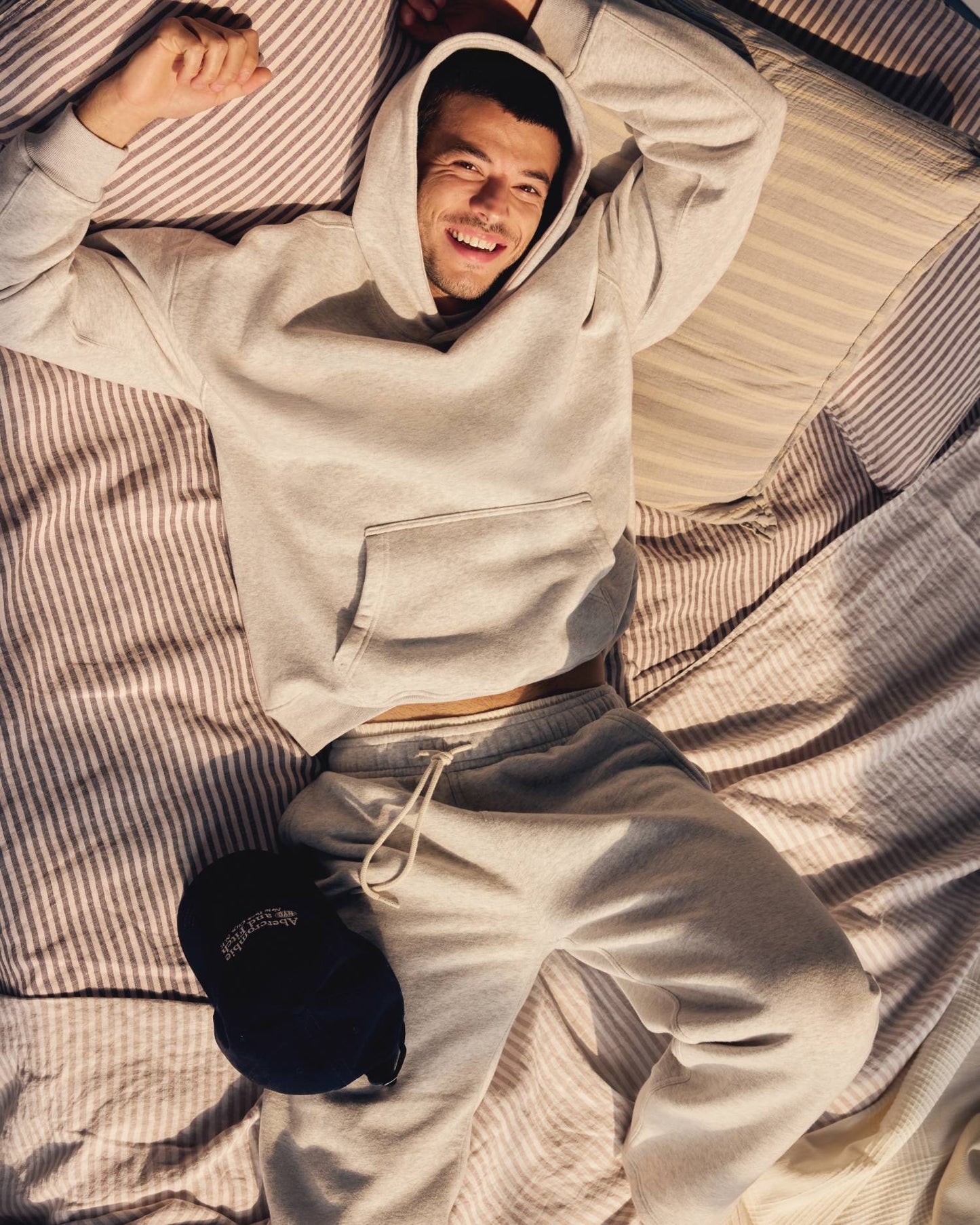 0100-ABE1223563LGY00M