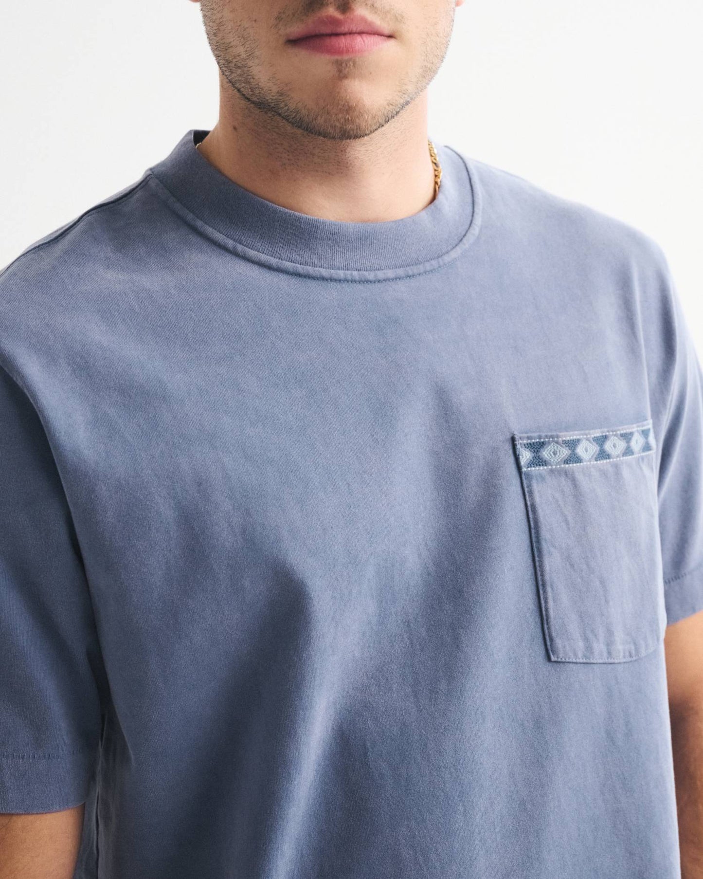 0100-ABE1245686BF100L