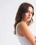 0100-ABE1495433005024-4