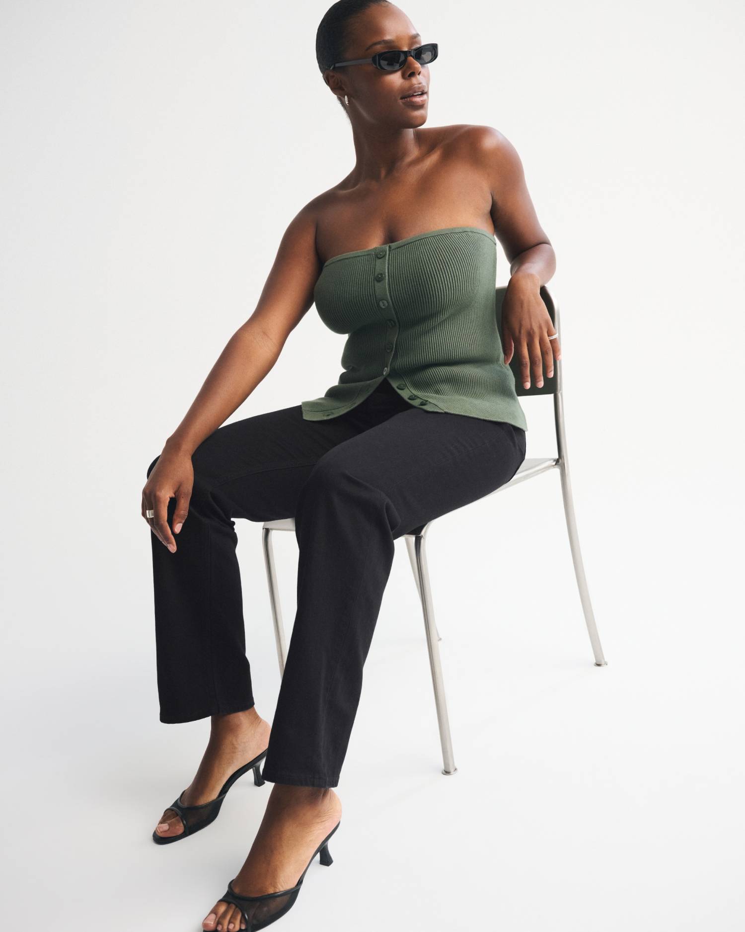 0100-ABE1555726005031-1