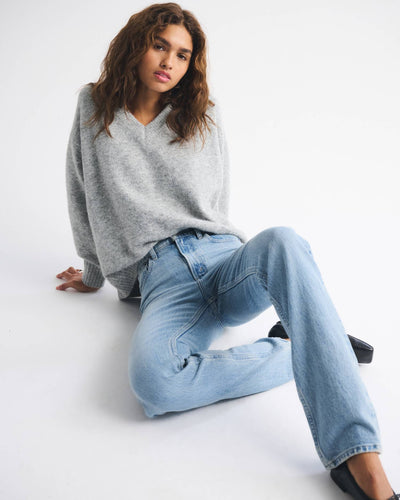 Ultra High Rise 90s Straight Jean