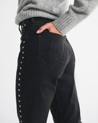 0100-ABE1556139005024-5